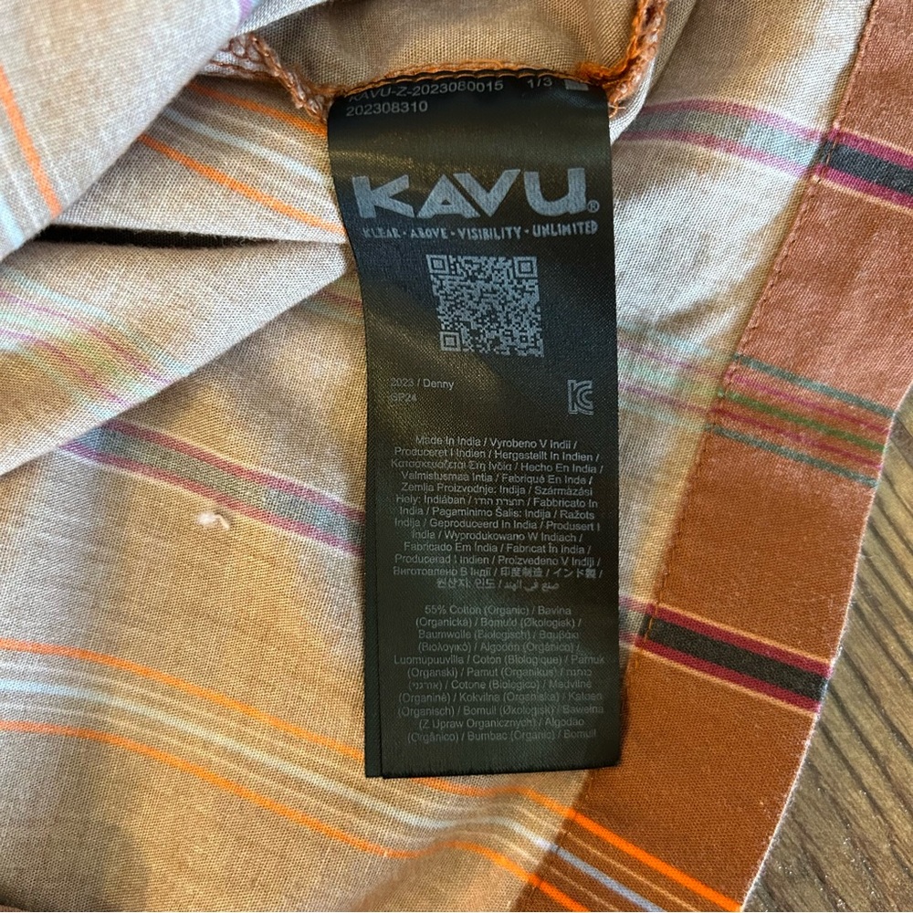 Kavu Denny Shirt in Coffee Color Large - Picture 7 of 8